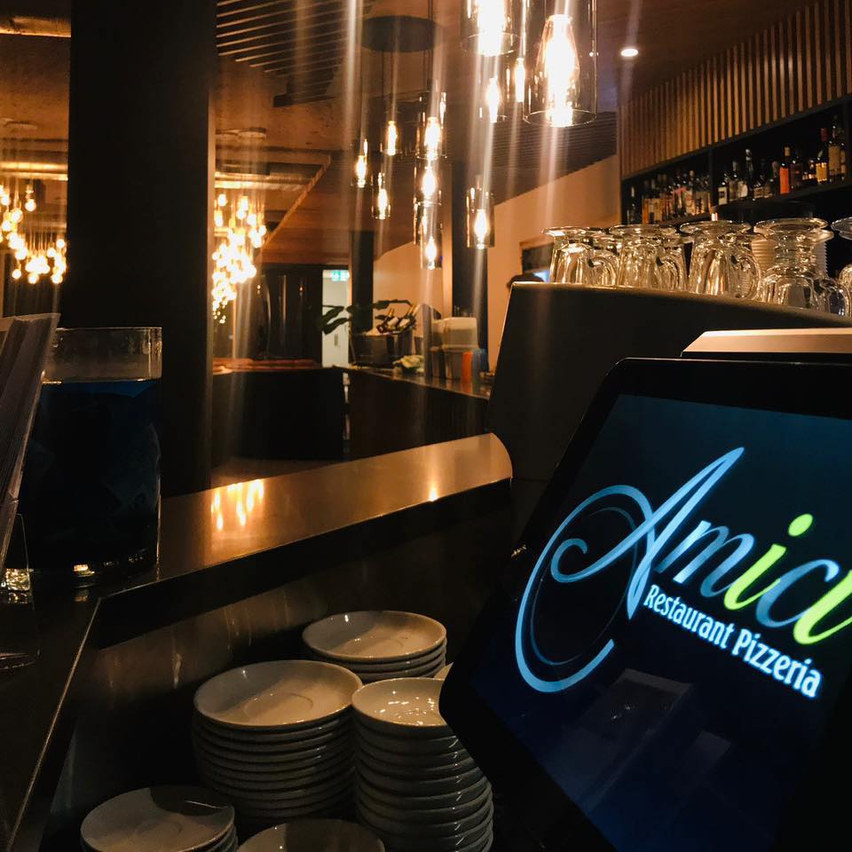 Amici Restaurant & Pizzeria Ambient Menu